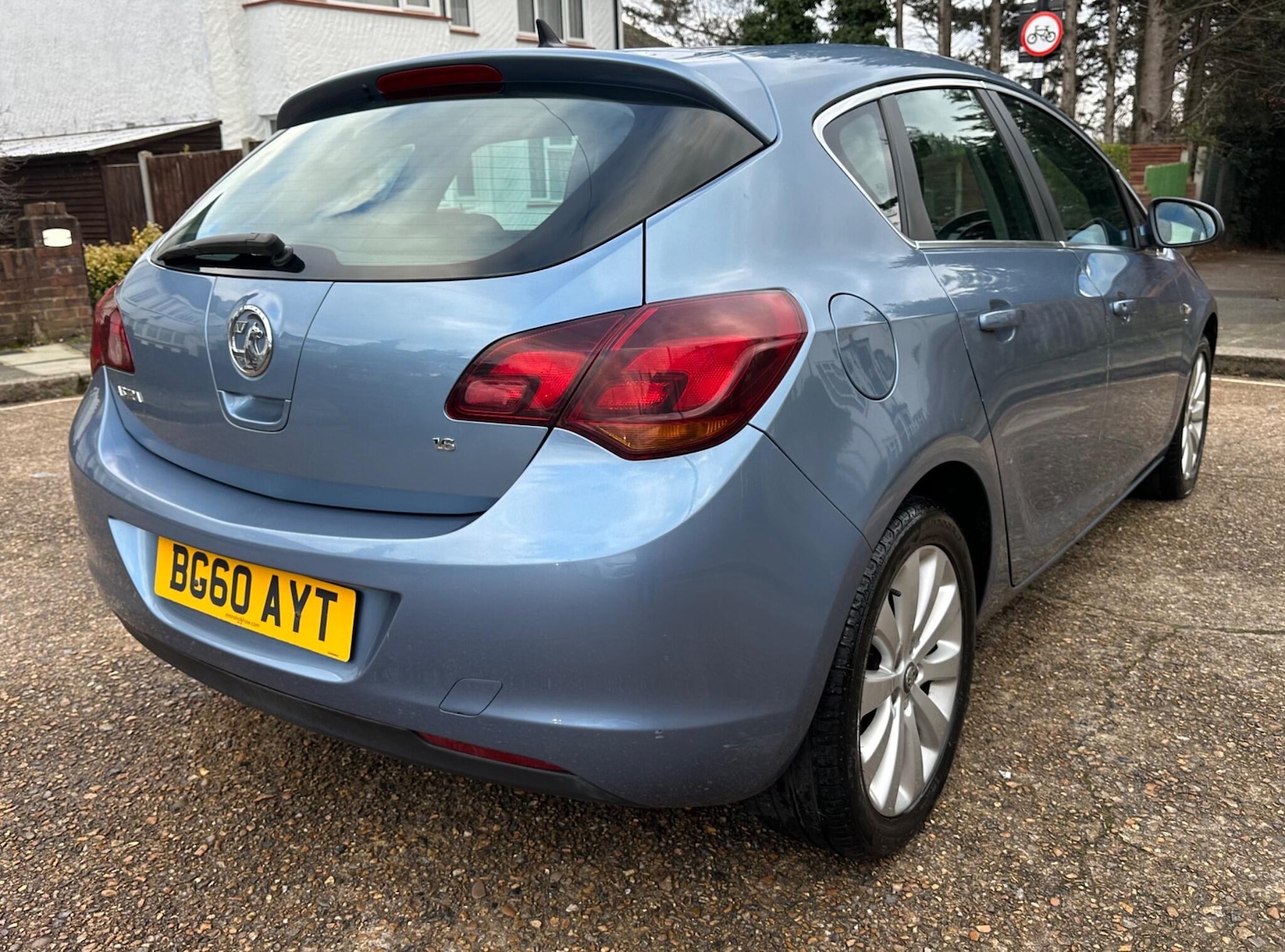 Used Vauxhall Astra 2010 for sale - 77403891: Photo 8