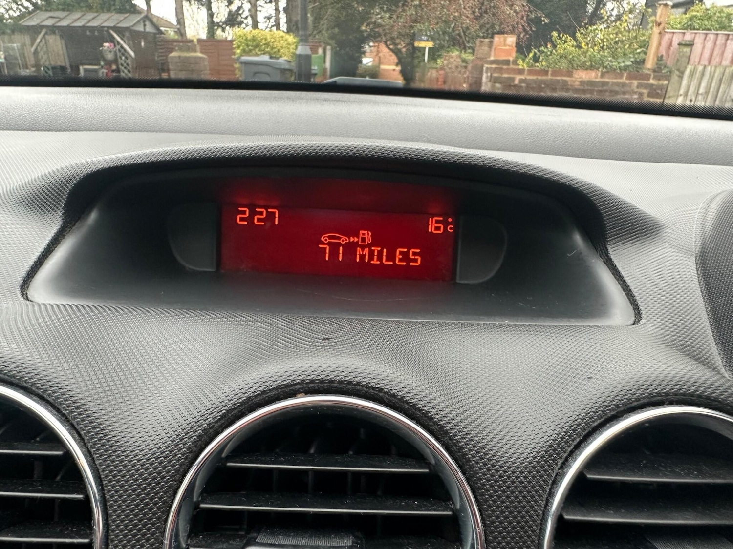 Used Peugeot 308 2010 for sale - 76572183: Photo 20