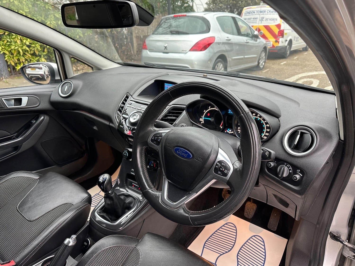 Used Ford Fiesta 2013 for sale - 77040798: Photo 11