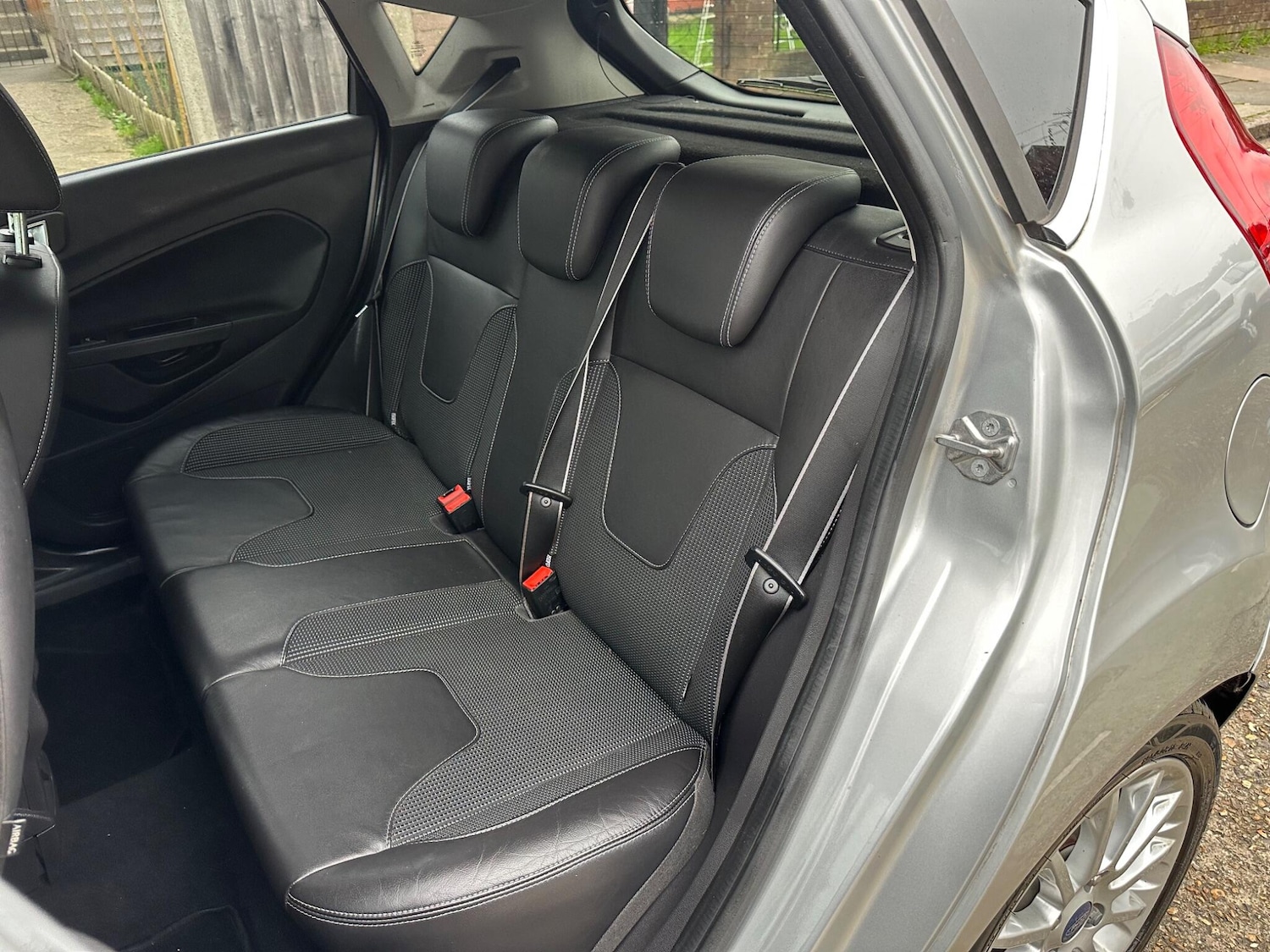 Used Ford Fiesta 2013 for sale - 77040798: Photo 15