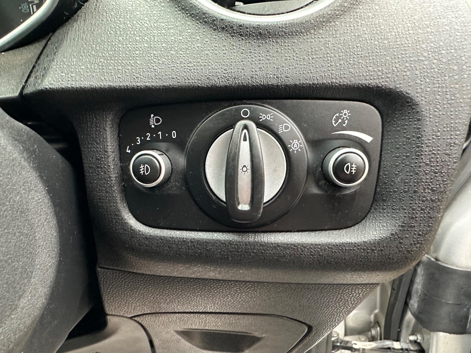 Used Ford Fiesta 2013 for sale - 77040798: Photo 17