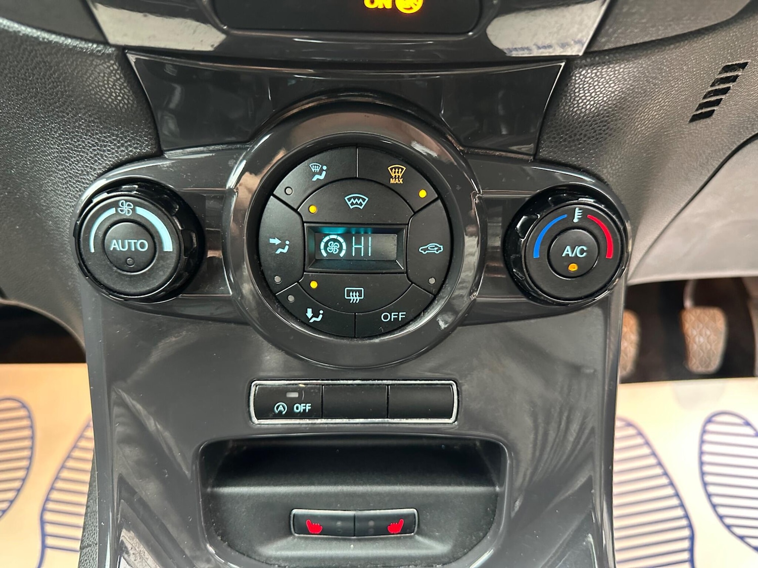 Used Ford Fiesta 2013 for sale - 77040798: Photo 31