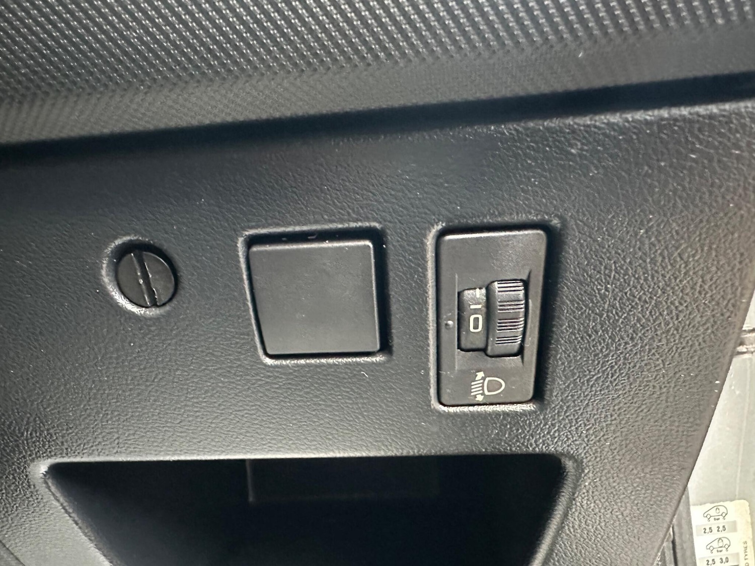 Used Peugeot 308 2010 for sale - 77403889: Photo 16