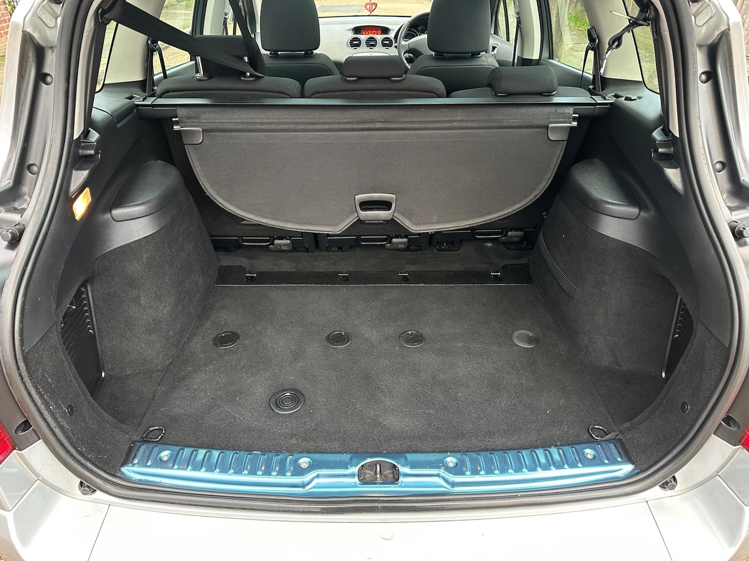 Used Peugeot 308 2010 for sale - 77403889: Photo 23