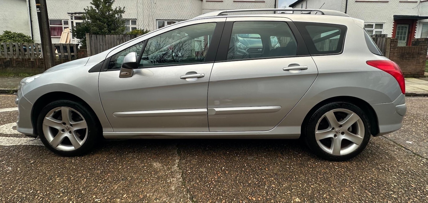 Used Peugeot 308 2010 for sale - 77403889: Photo 5