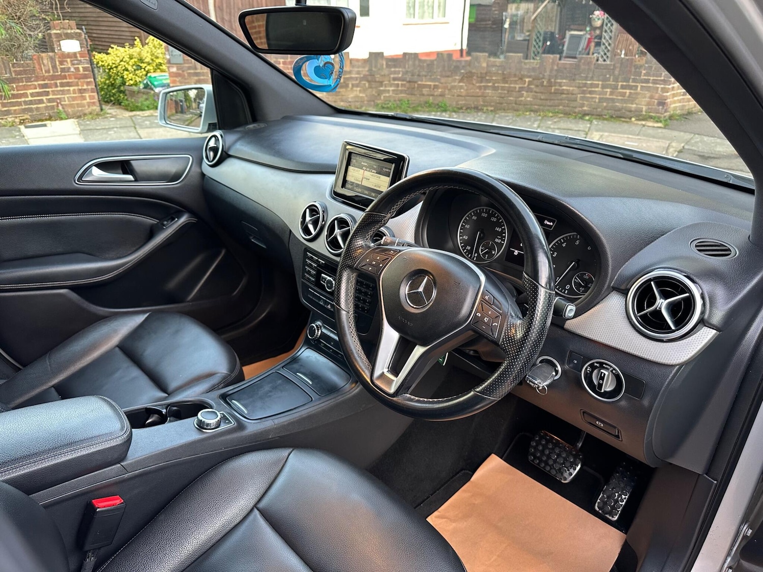 Used Mercedes-Benz B Class 2012 for sale - 76012529: Photo 11