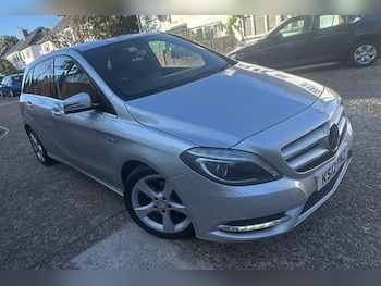 Used Mercedes-Benz B-Class 2012 for sale - 76012529: Photo