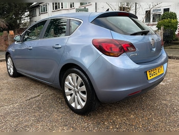 Used Vauxhall Astra 2010 for sale - 78291849: Photo