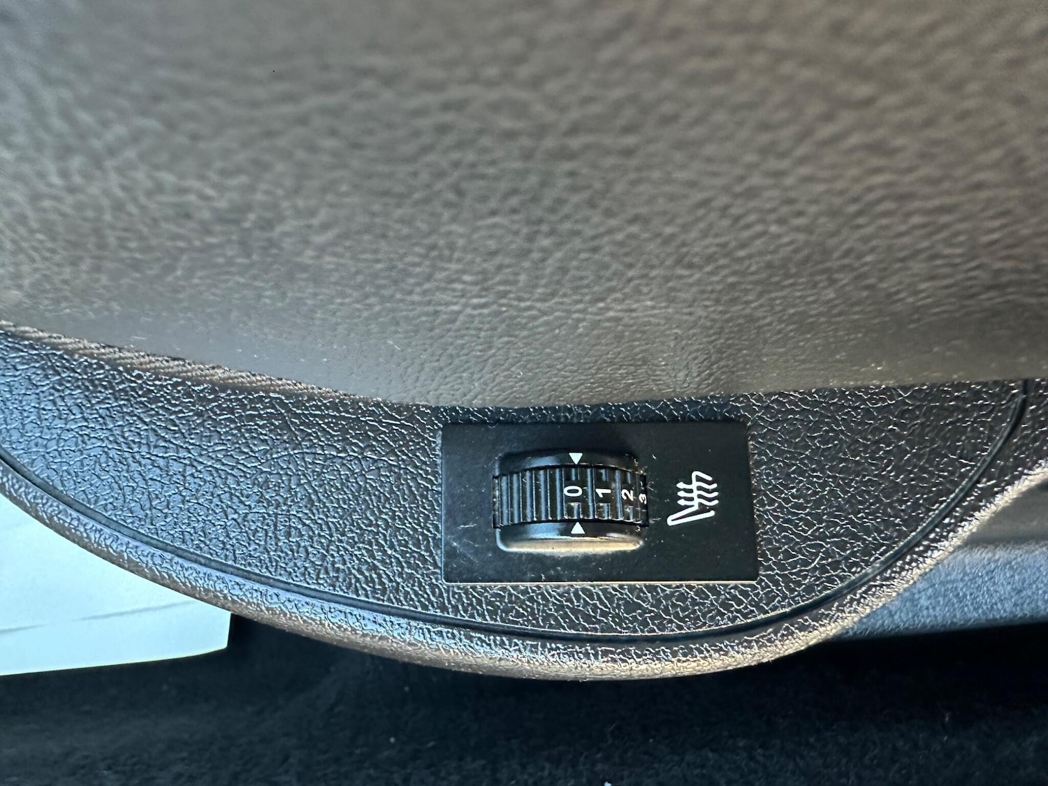 Used Peugeot 207 2014 for sale - 77940353: Photo 31