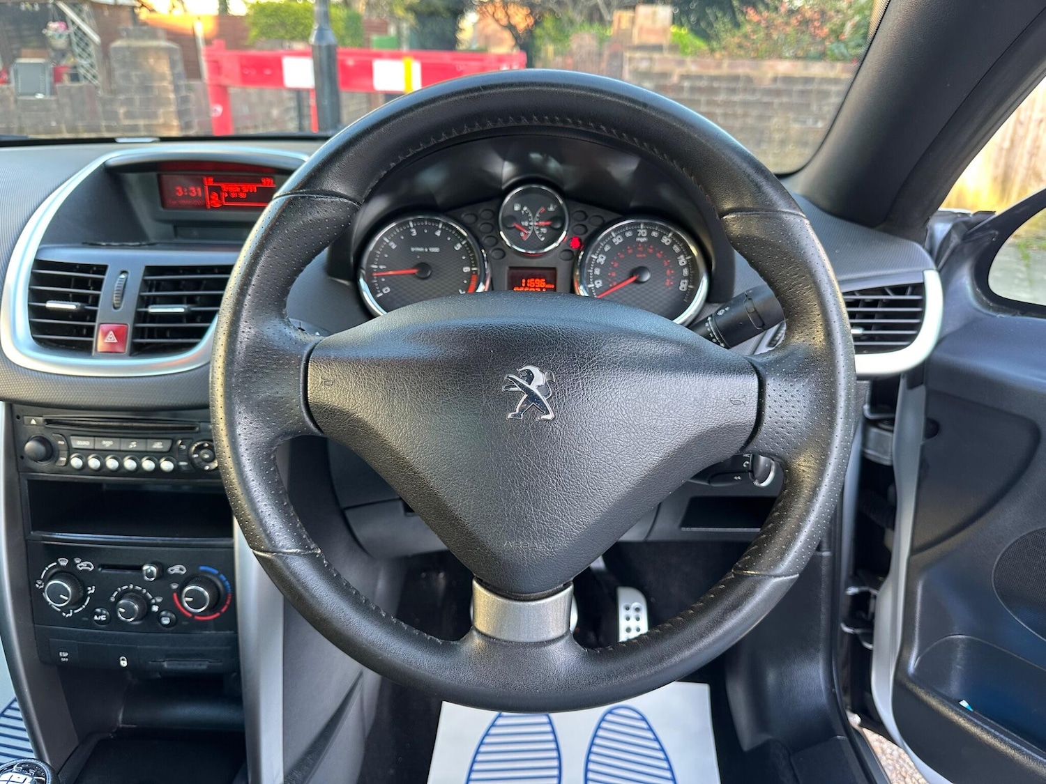 Used Peugeot 207 2014 for sale - 77940353: Photo 41