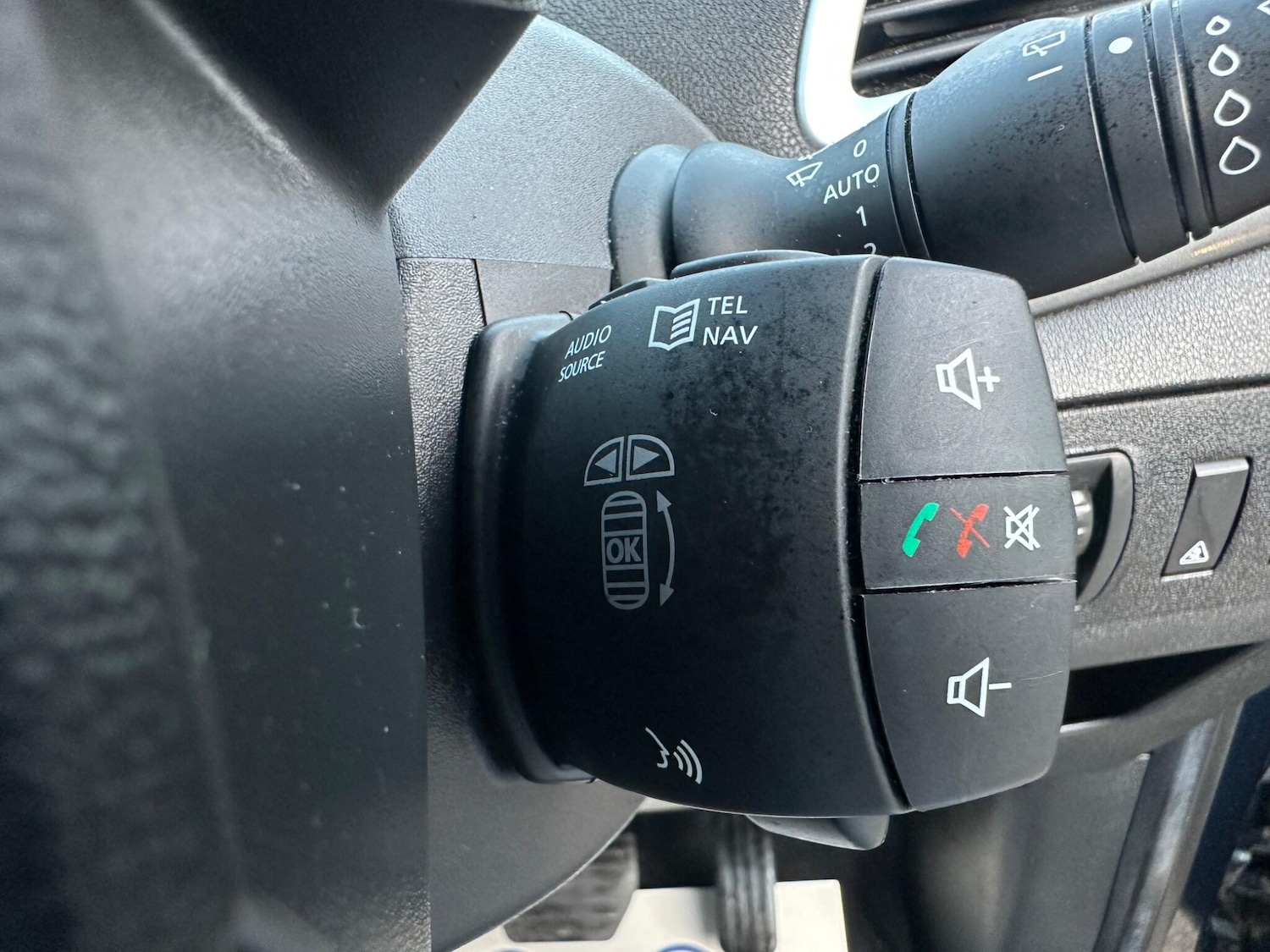 Used Renault Scenic 2009 for sale - 77957251: Photo 19