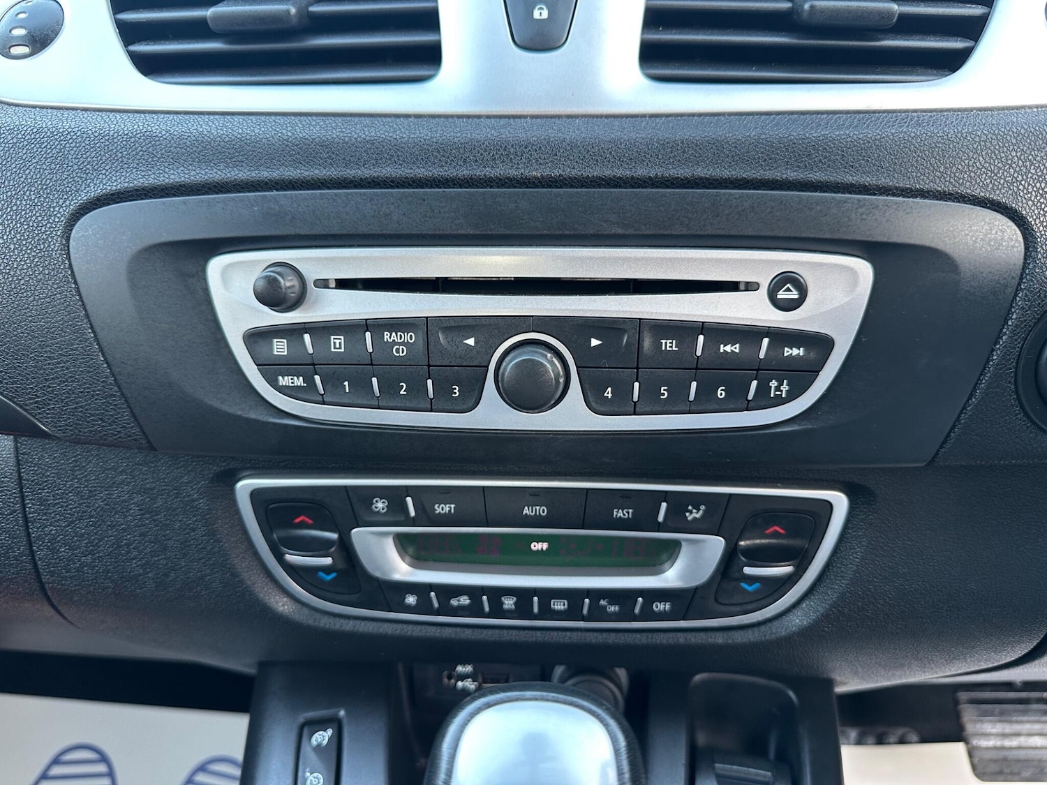 Used Renault Scenic 2009 for sale - 77957251: Photo 28