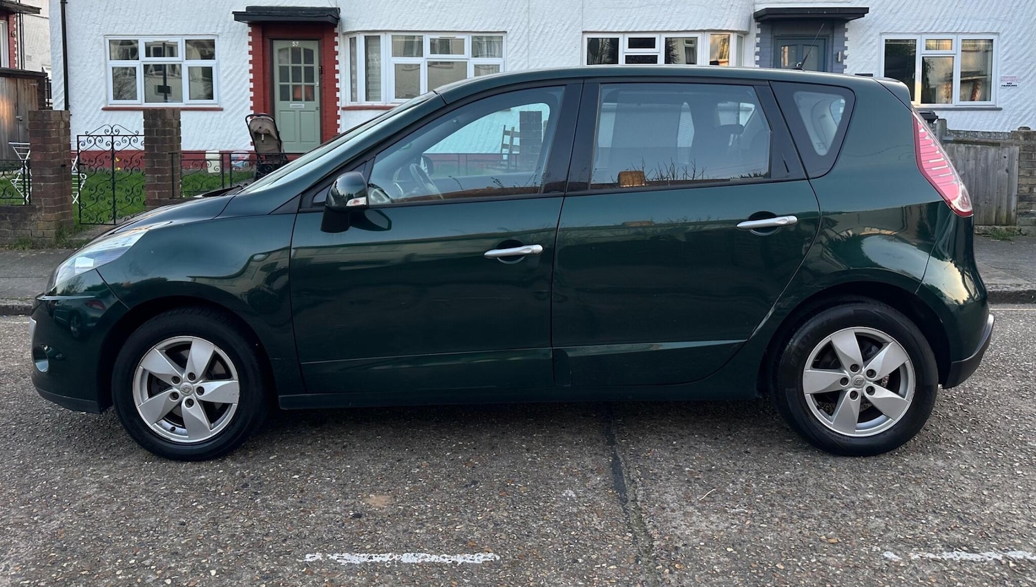 Used Renault Scenic 2009 for sale - 77957251: Photo 5