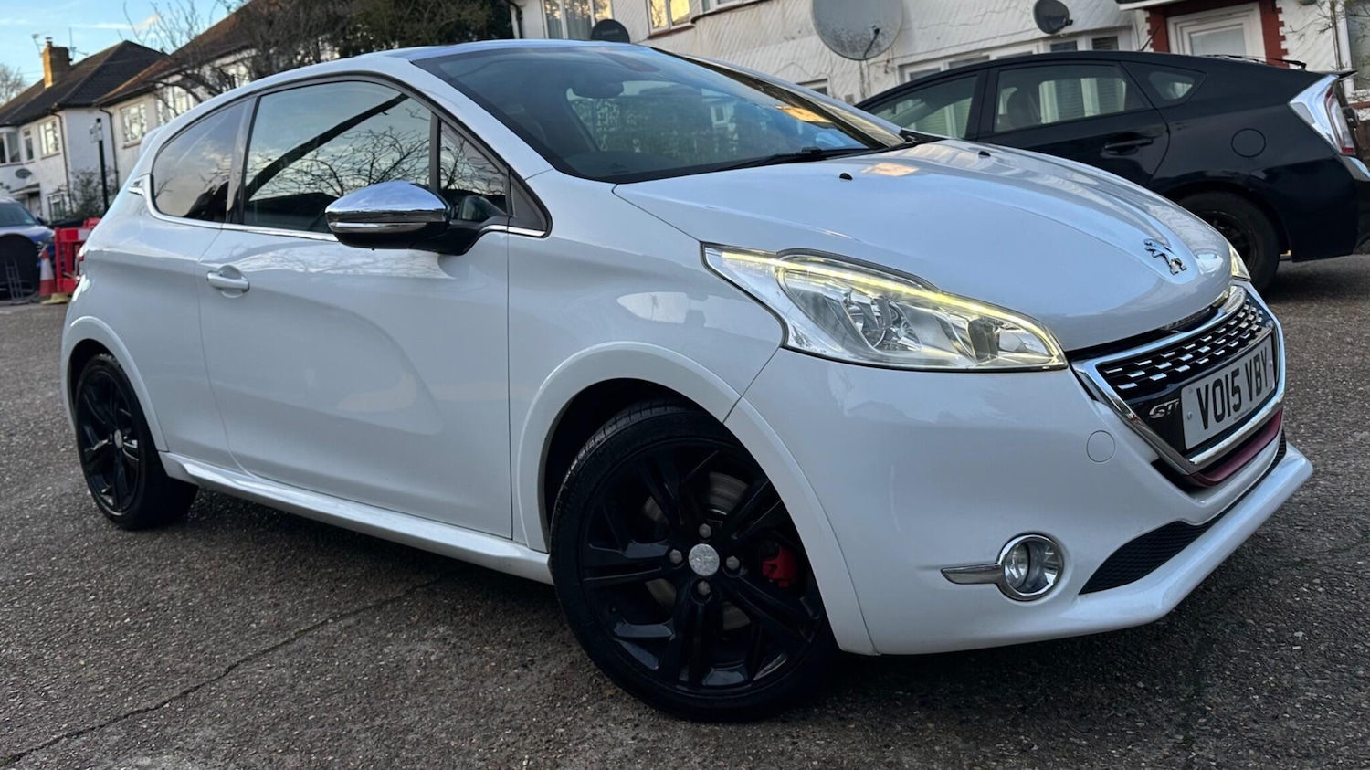 Used Peugeot 208 for sale - 77883485: Photo 1