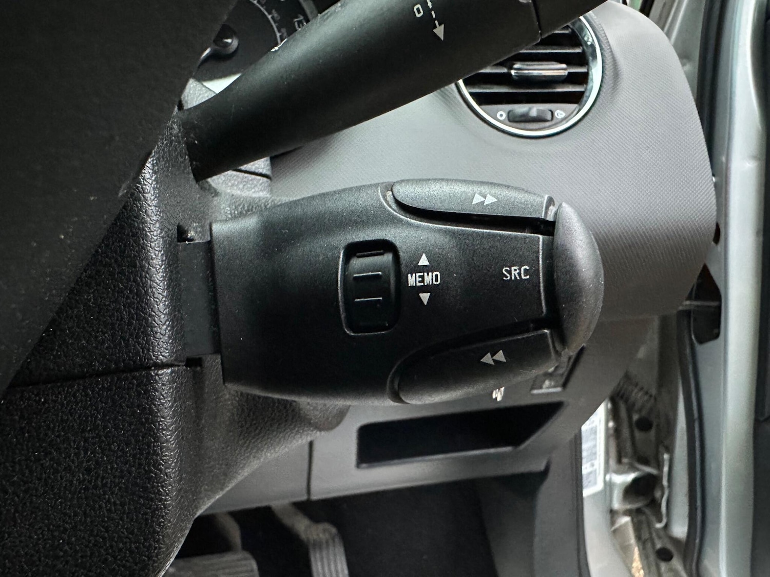 Used Peugeot 308 2010 for sale - 76688968: Photo 15