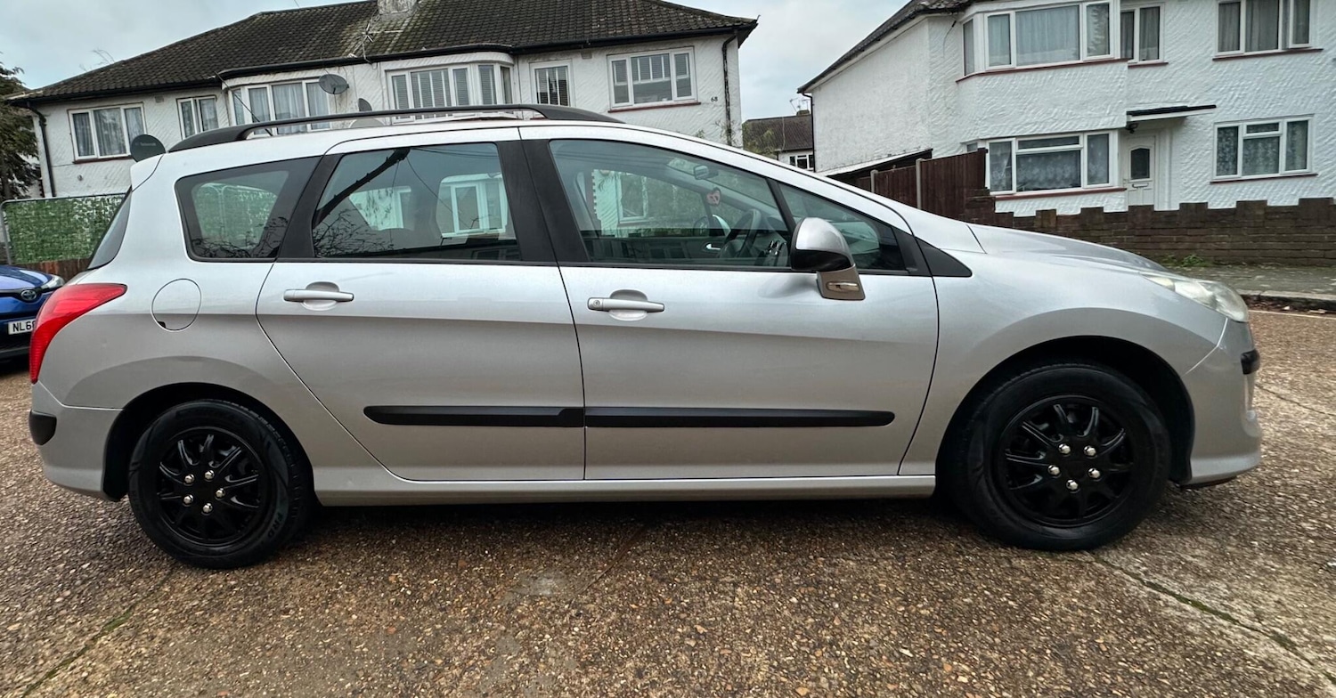 Used Peugeot 308 2010 for sale - 76688968: Photo 4