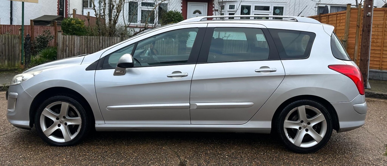 Used Peugeot 308 2010 for sale - 77550419: Photo 5