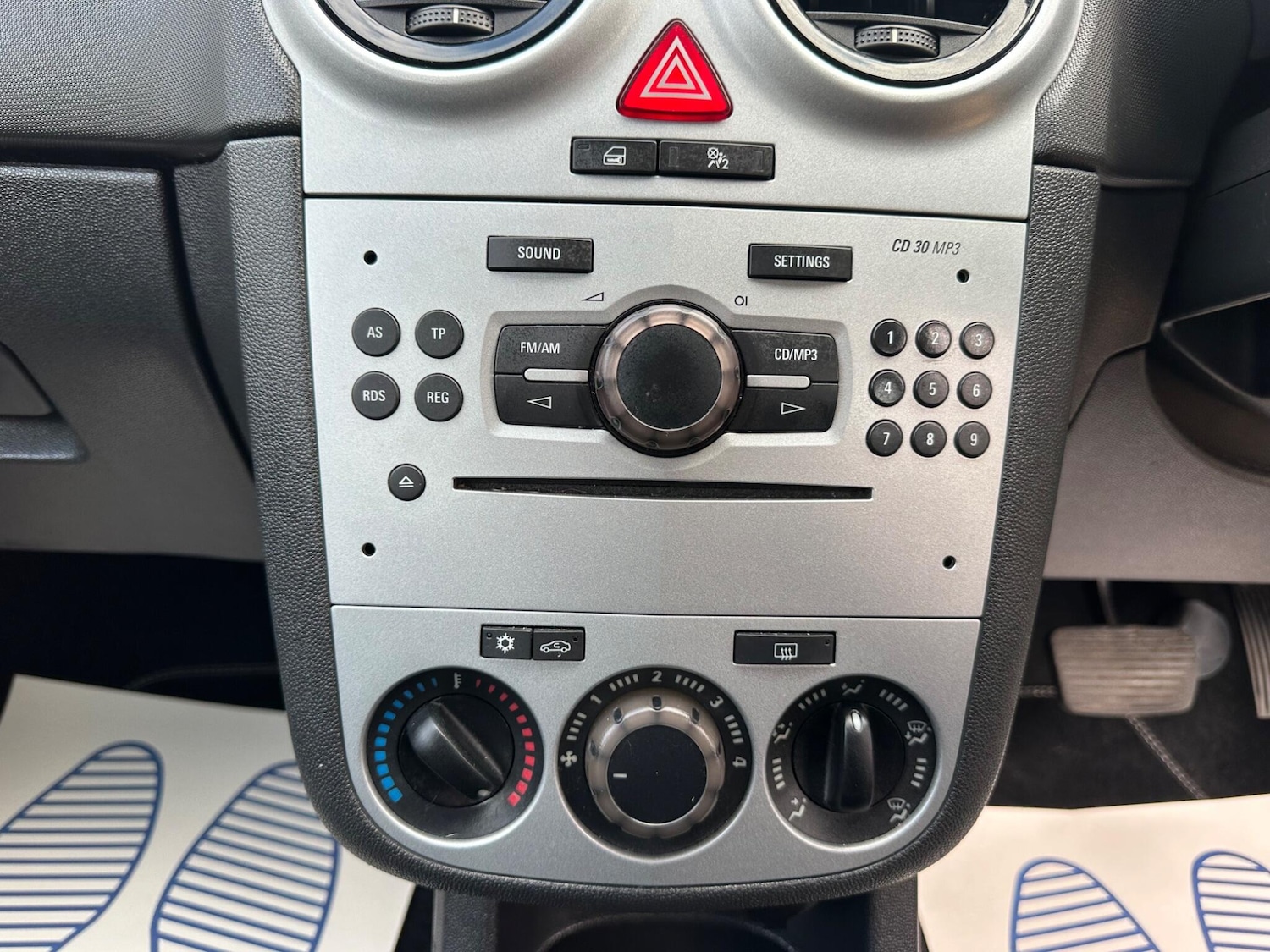 Used Vauxhall Corsa for sale - 77808204: Photo 10