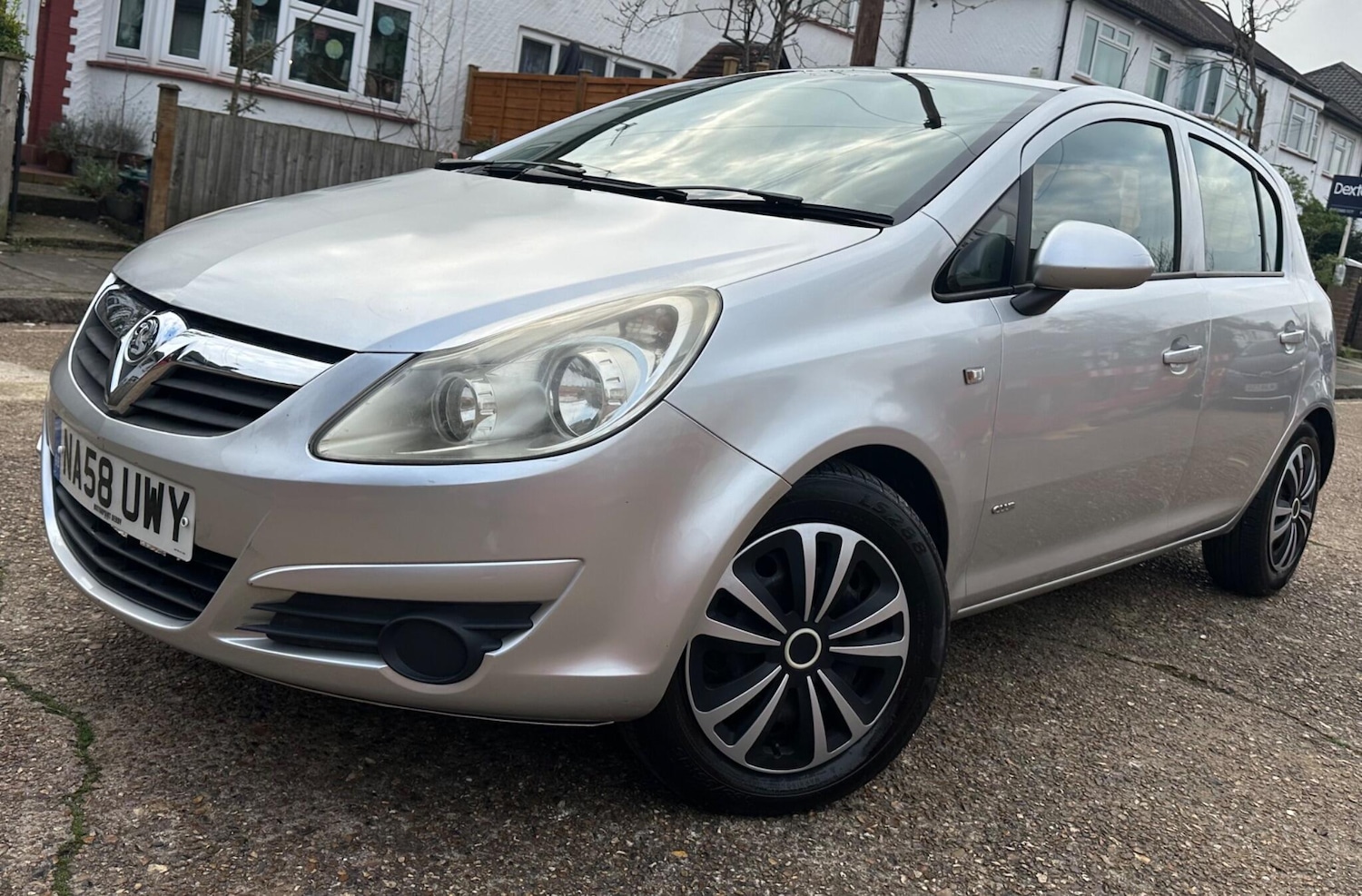 Used Vauxhall Corsa for sale - 77808204: Photo 3