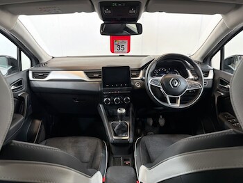 Used Renault Captur 2024 for sale - 79200238: Photo