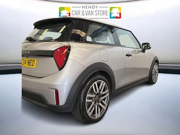 Used MINI Cooper 2024 for sale - 79199092: Photo