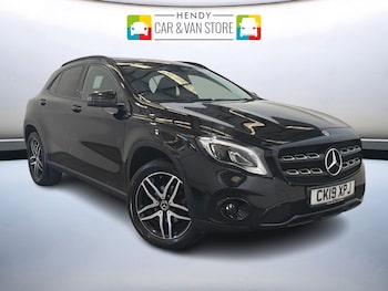 Used Mercedes-Benz GLA 2019 for sale - 79302600: Photo