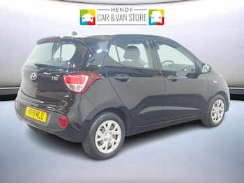 Used Hyundai i10 2019 for sale - 79199983: Photo
