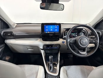 Used Toyota Yaris 2023 for sale - 79200097: Photo