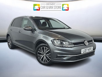 Used Volkswagen Golf 2017 for sale - 79200541: Photo