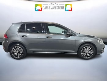 Used Volkswagen Golf 2017 for sale - 79200541: Photo