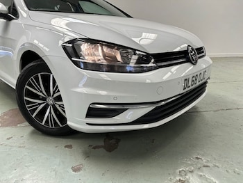Used Volkswagen Golf 2019 for sale - 79199001: Photo