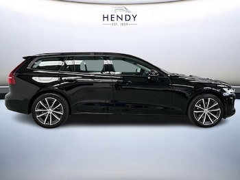 Used Volvo V60 2021 for sale - 79255274: Photo