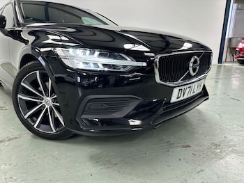 Used Volvo V60 2021 for sale - 79255274: Photo