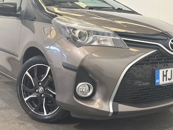 Used Toyota Yaris 2017 for sale - 79199403: Photo