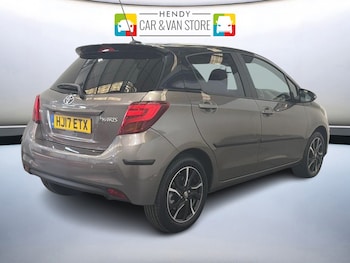 Used Toyota Yaris 2017 for sale - 79199403: Photo