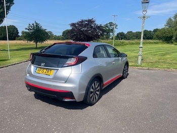 Used Honda Civic 2015 for sale - 75342948: Photo
