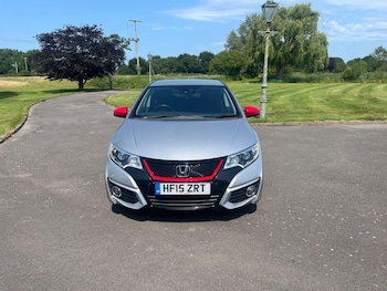 Used Honda Civic 2015 for sale - 75342948: Photo