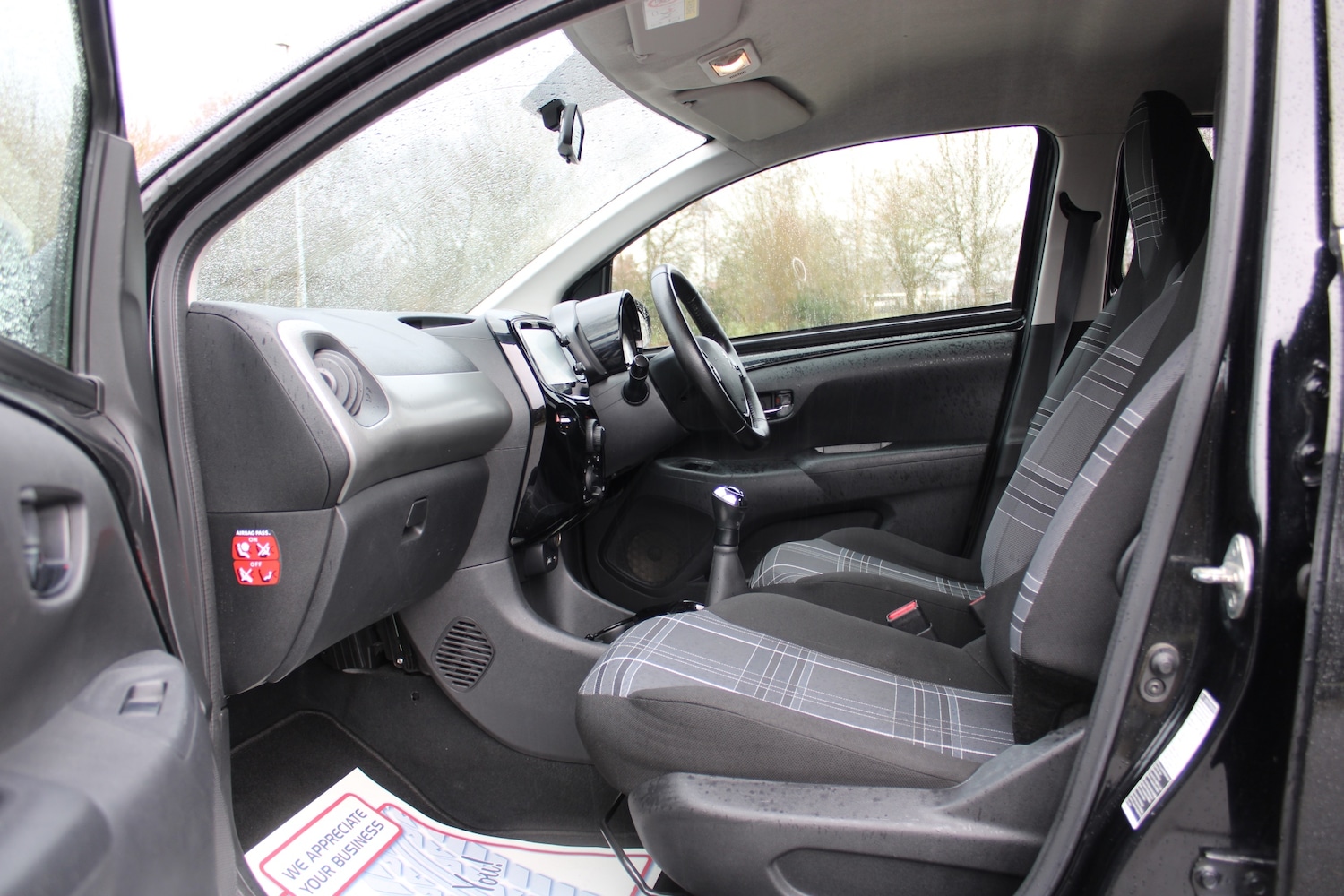 Used Peugeot 108 2017 for sale - 77592408: Photo 12