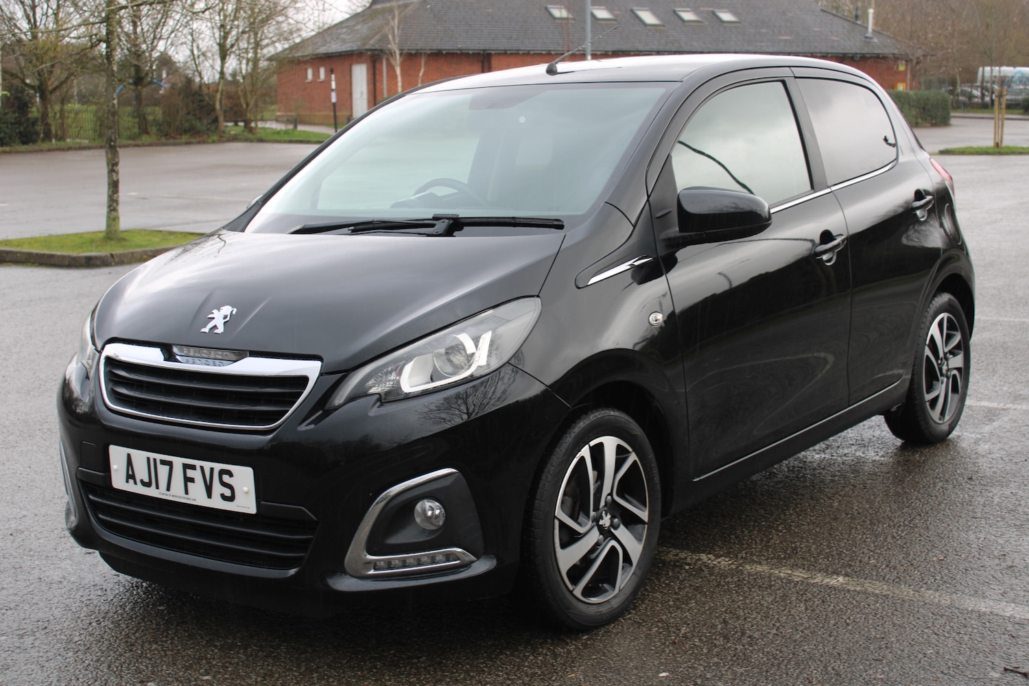 Used Peugeot 108 2017 for sale - 77592408: Photo 3