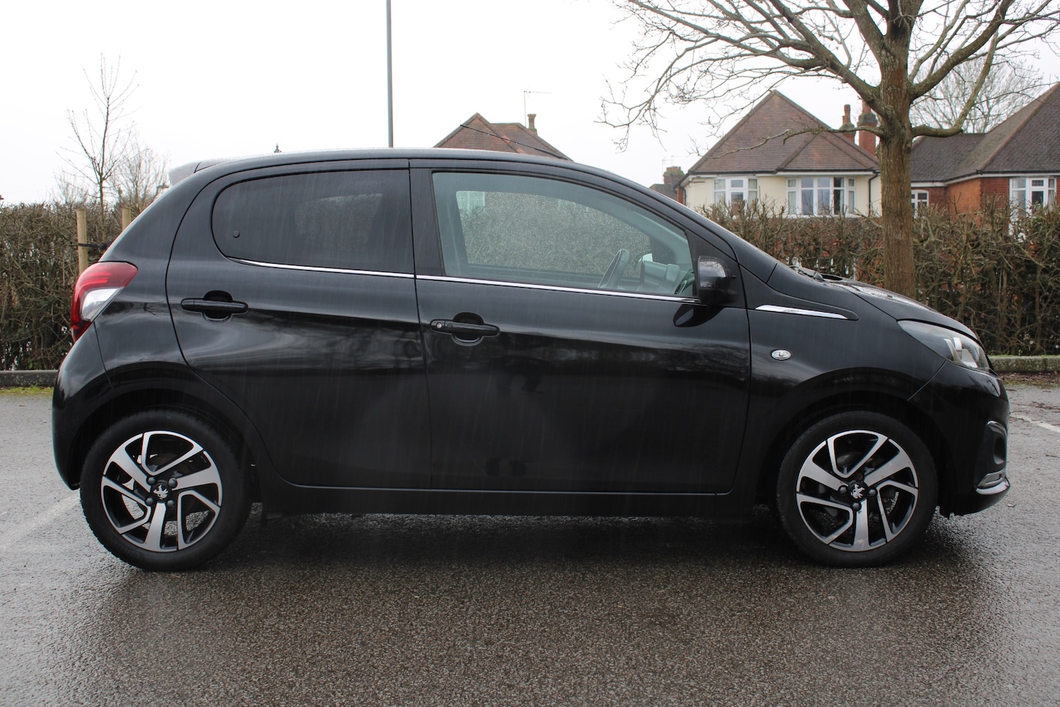 Used Peugeot 108 2017 for sale - 77592408: Photo 7