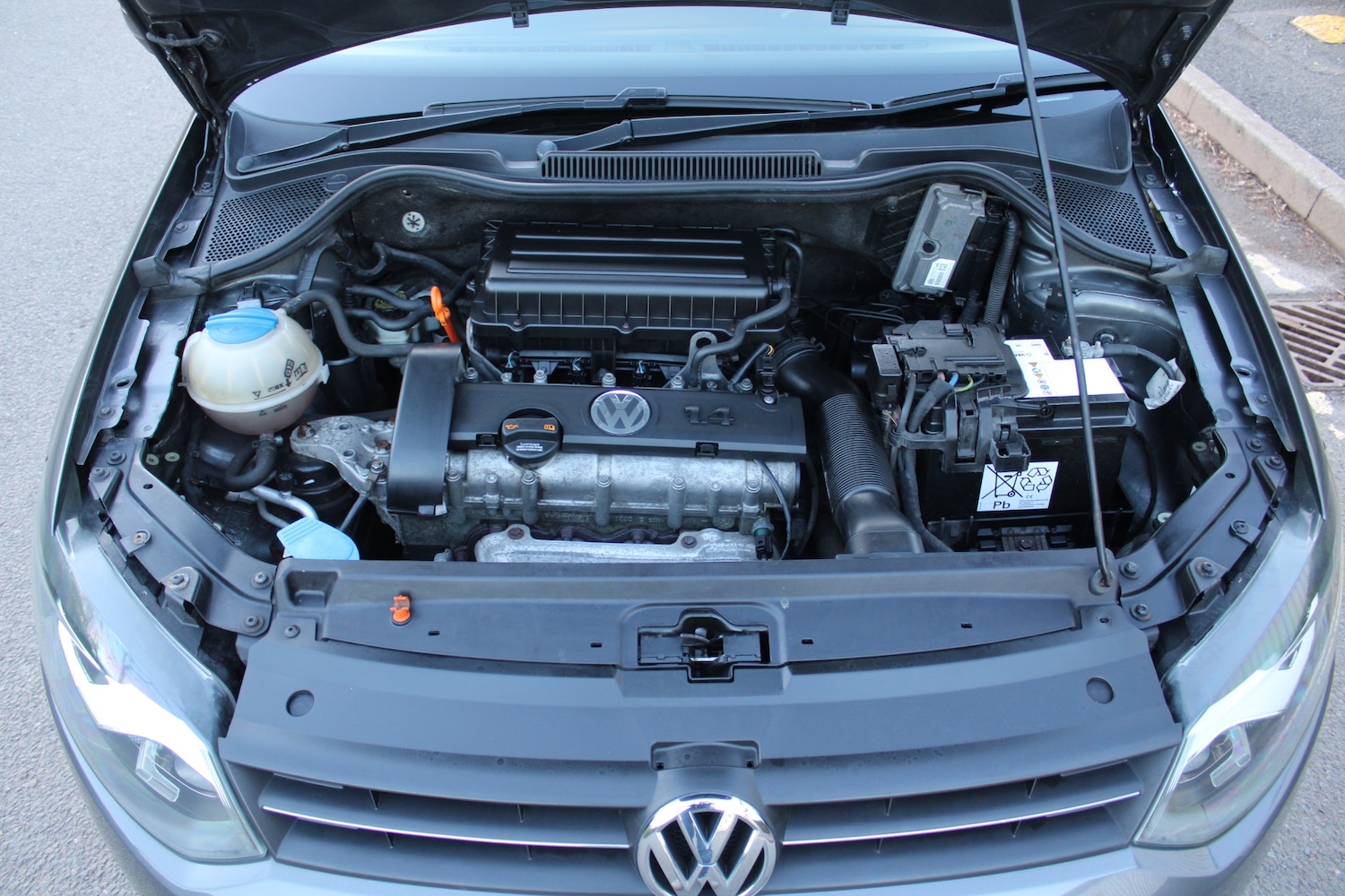 Used Volkswagen Polo 2011 for sale - 77720446: Photo 17