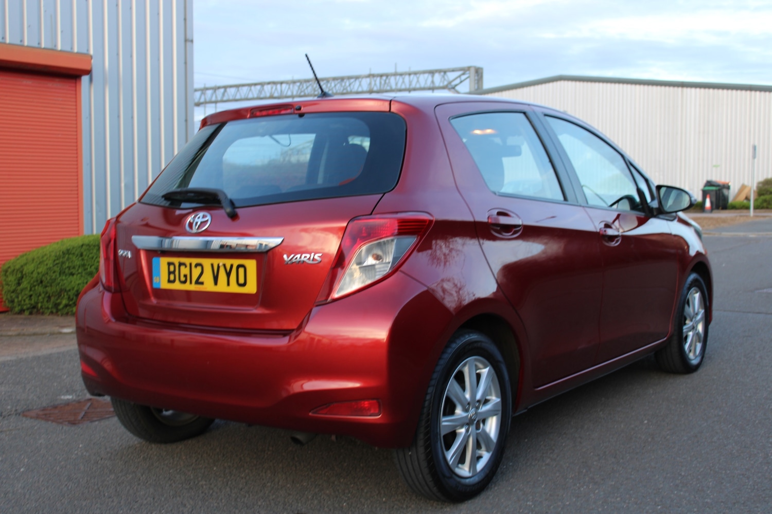 Used Toyota Yaris 2012 for sale - 77822017: Photo 4