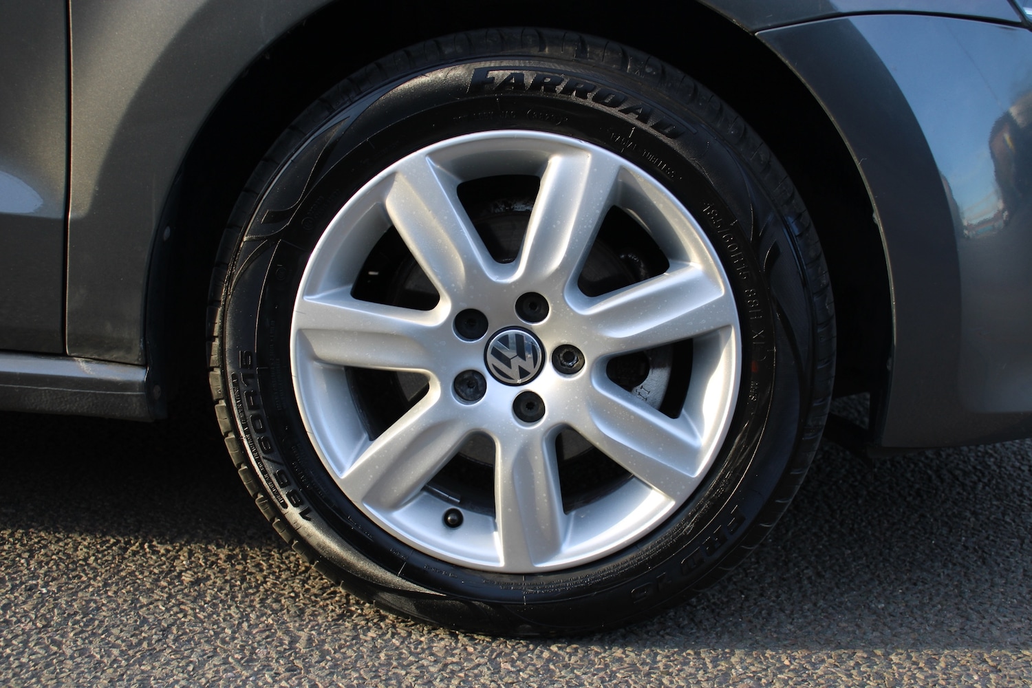 Used Volkswagen Polo 2013 for sale - 78155520: Photo 18