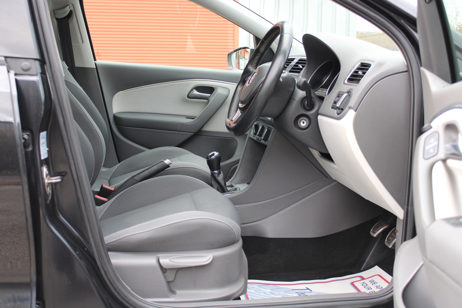 Used Volkswagen Polo 2015 for sale - 78070756: Photo 9