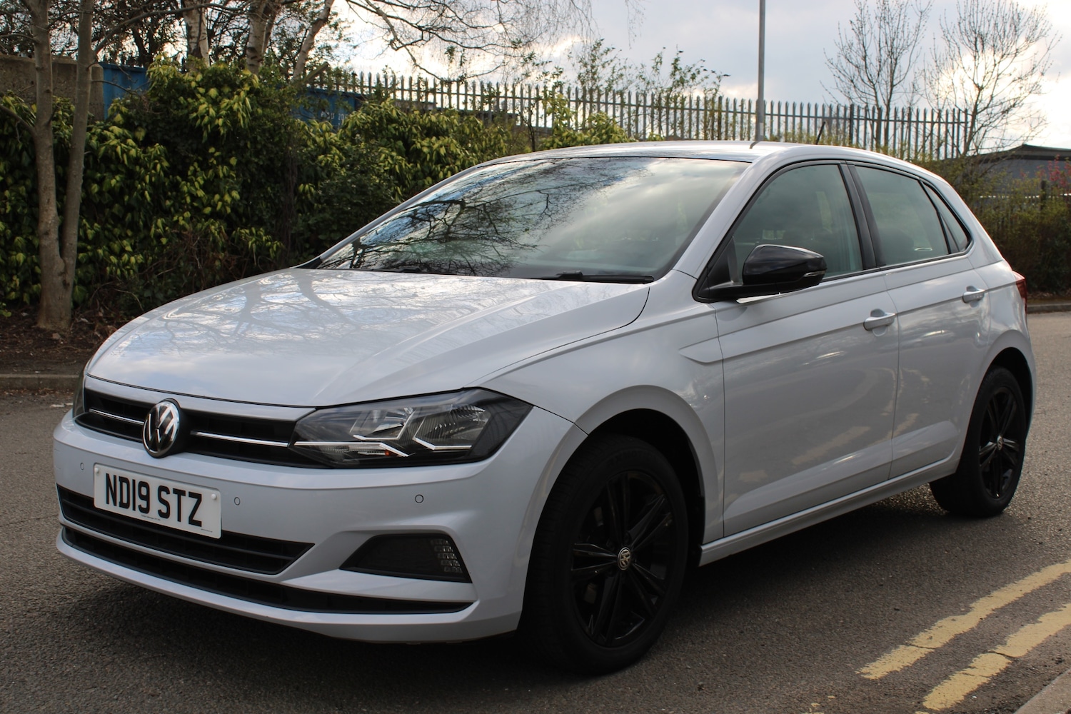 Used Volkswagen Polo 2019 for sale - 78084576: Photo 2