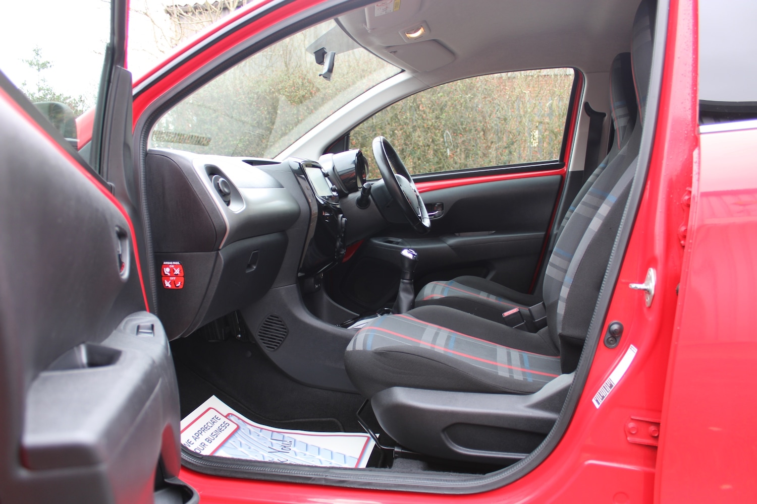 Used Peugeot 108 2015 for sale - 77595618: Photo 15