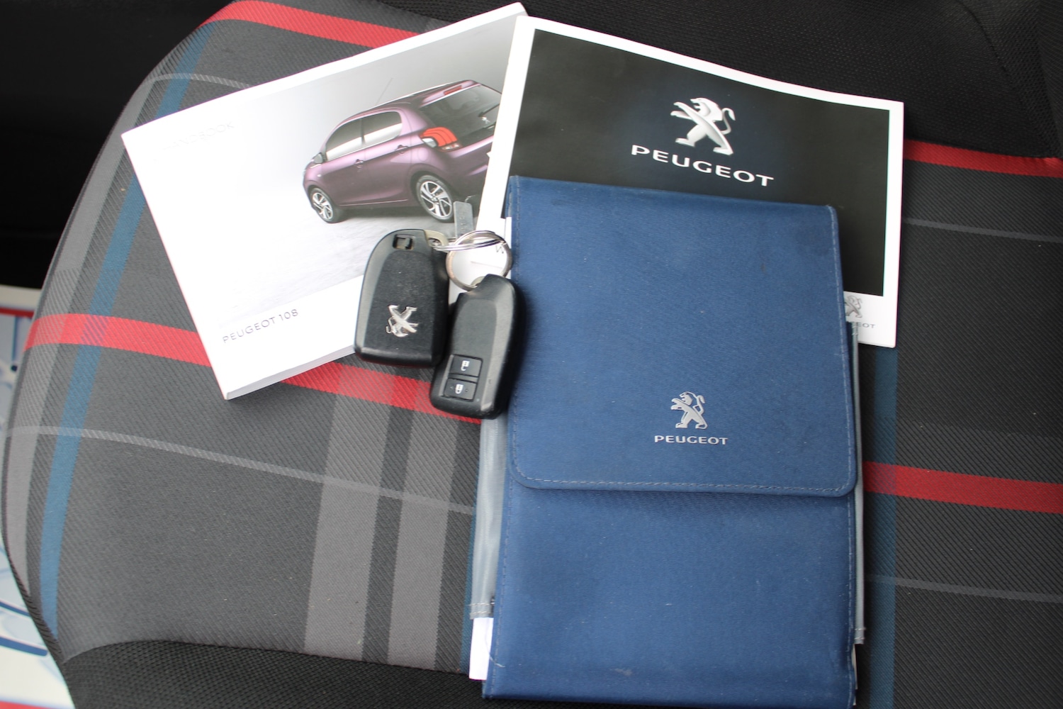 Used Peugeot 108 2015 for sale - 77595618: Photo 19