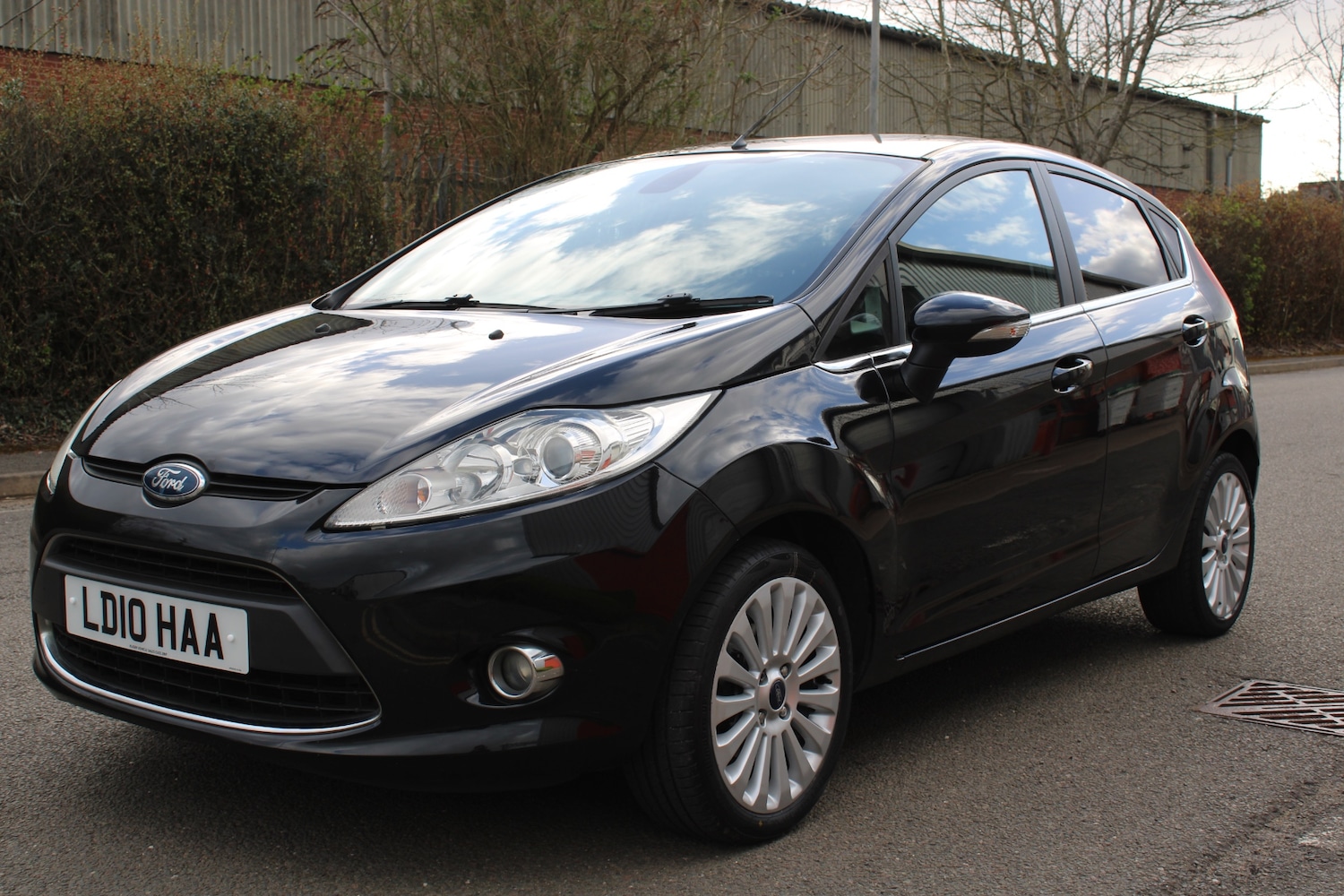 Used Ford Fiesta 2010 for sale - 78070754: Photo 4