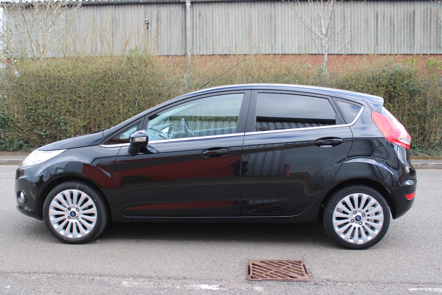 Used Ford Fiesta 2010 for sale - 78070754: Photo 8