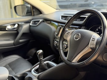 Used Nissan Qashqai 2017 for sale - 78806858: Photo